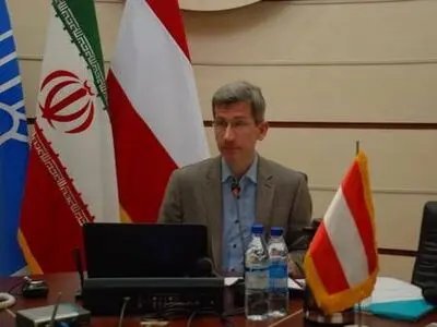 بازاندیشی ایران‌شناسی در قلب اروپا