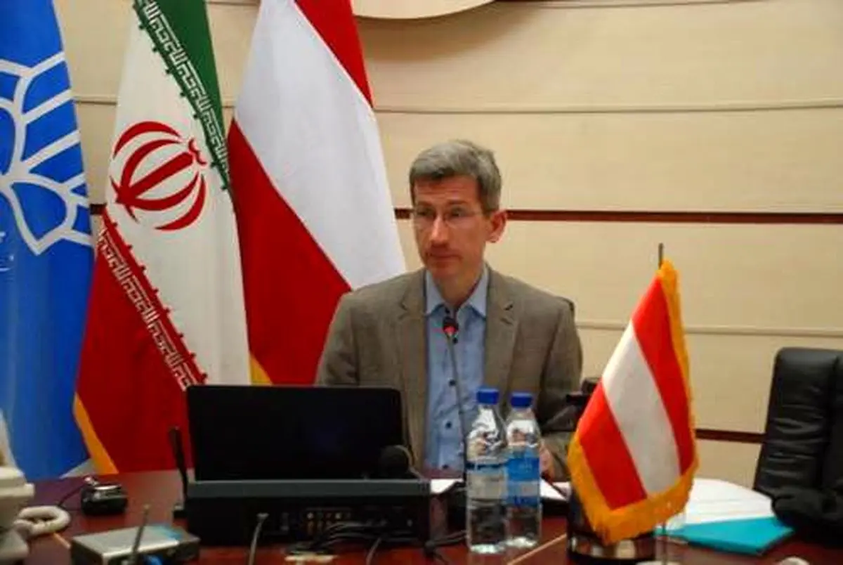 بازاندیشی ایران‌شناسی در قلب اروپا