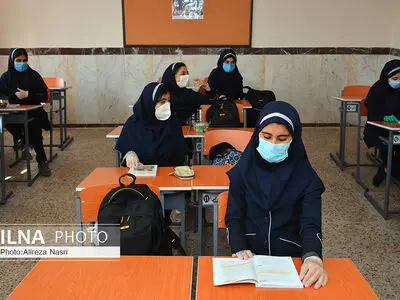 بازگشایی مدارس در شرایط کرونایی به صلاح نیست/ امکان فعالیت تالارها فقط یک سوم ظرفیت/۸ شهرستان همچنان در وضعیت زرد 