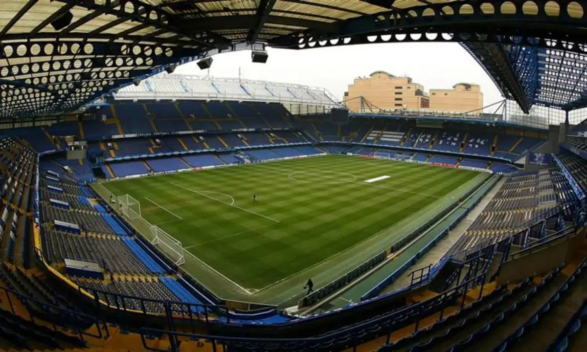 دیدار چلسی و بارسلونا، با گزارش عادل فردوسی‌پور