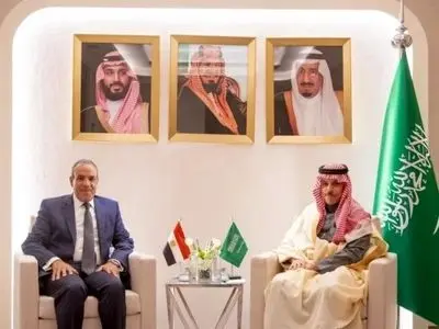 رایزنی وزرای خارجه مصر و عربستان درباره پرونده هسته‌ای ایران
