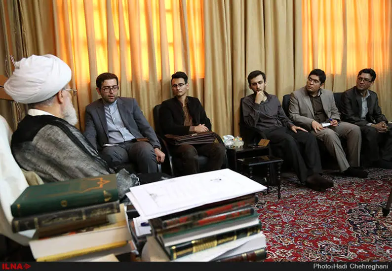 دیدار اعضای سازمان جوانان حزب اسلامی کار با علمای استان قم
