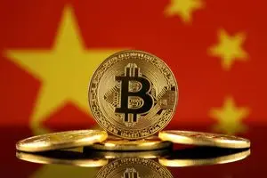 قیمت بیت کوین و ارز‌های دیجیتال امروز پنجشنبه ۲۴ اردیبهشت ۱۴۰۵ + جدول
