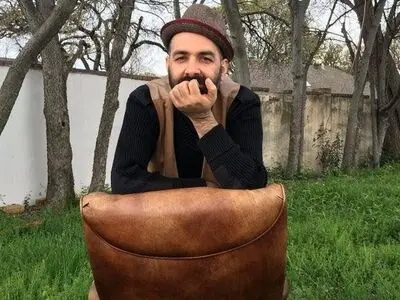 محمد عاقبتی «از کجا اومدیم» را به تالار هنر می‌برد/آقاپور و نفر روی «شیروانى داغ»