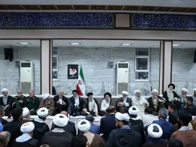 کاستی‌ها در خوزستان مربوط به امروز نیست، اما دولت مردمی خود را موظف به جبران آنها می‌داند