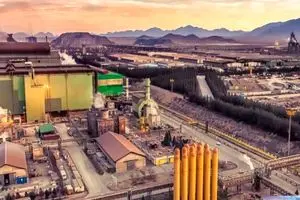 بخش خصوصی توانایی جبران آسیب‌های واردشده به صنعت فولاد را دارد/ کشور دوباره به سمت تولید و بازسازی حرکت می‌کند