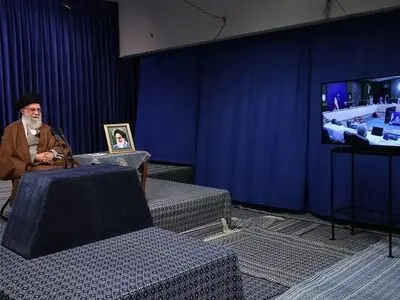 حضور ویدئو کنفرانسی رهبر انقلاب در ستاد ملی مدیریت بیماری کرونا