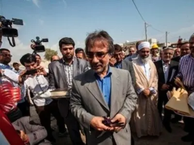 شبکه برق روستای برکه خلف قشم نوسازی شد