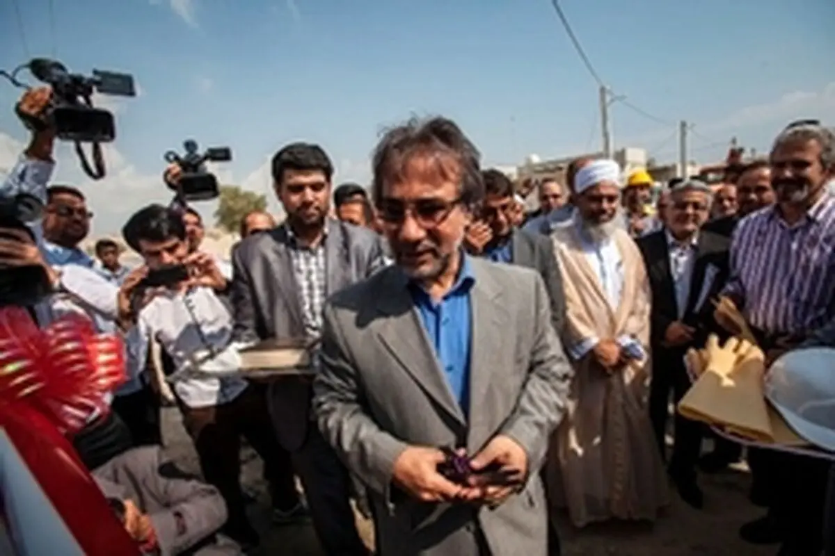 شبکه برق روستای برکه خلف قشم نوسازی شد