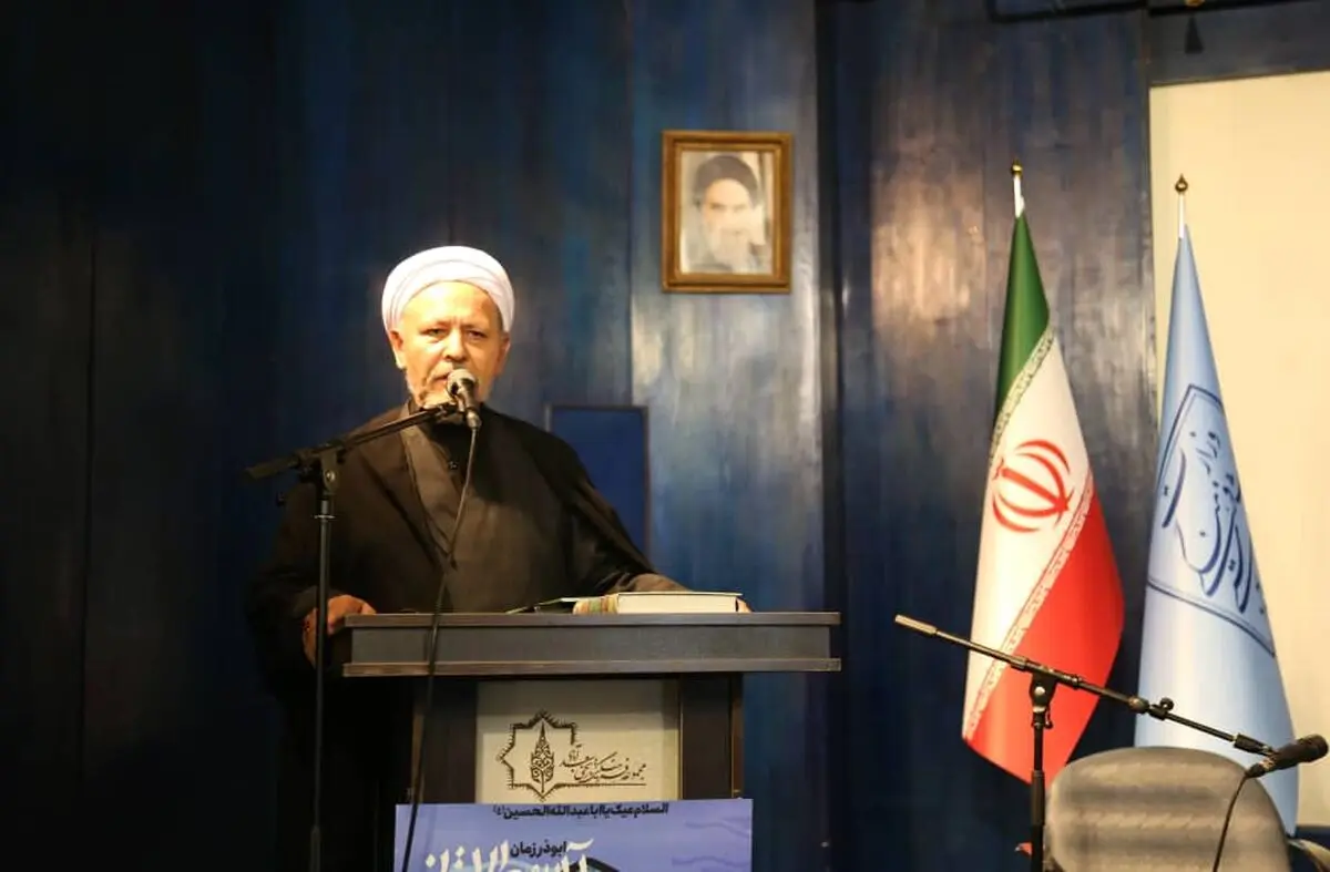 ۴۸ خاطره از آیت‌الله طالقانی کتاب می‌شود