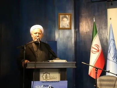۴۸ خاطره از آیت‌الله طالقانی کتاب می‌شود