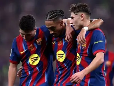 ویدئو: تیکی‌تاکای خیره‌کننده بارسای فلیک و ضربه نهایی رافینیا