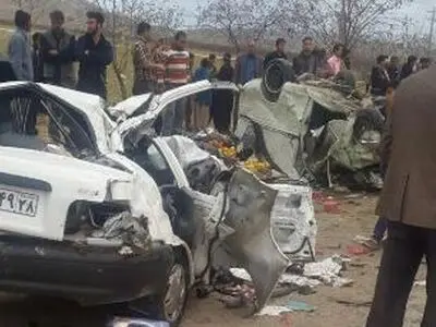 17 نفر مصدوم در 4 سانحه تصادف و واژگونی خودرو