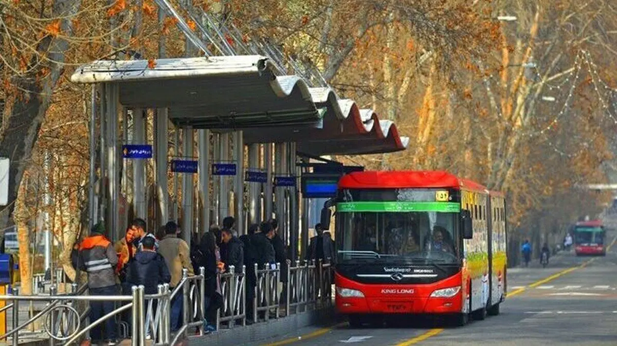 سهم حمل‌ونقل عمومی از سفرهای شهری ۳۵ درصد کاهش‌ یافته است