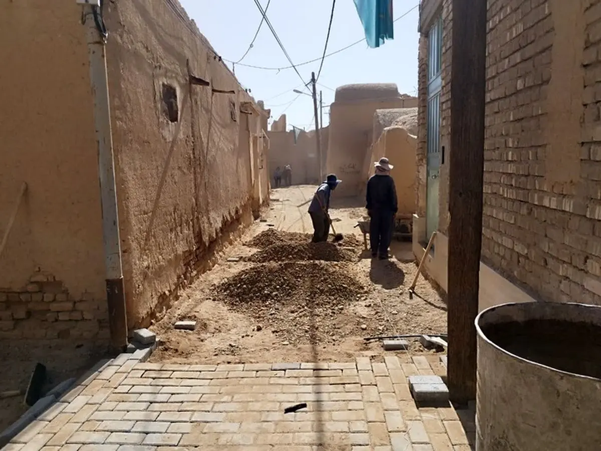 معابر بافت تاریخی ابرکوه مرمت می‌شود