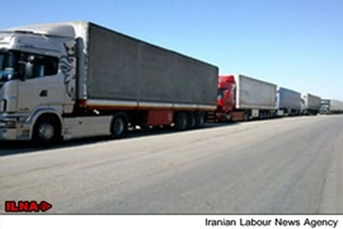 پس از گذشت پنج روز مرز بازرگان همچنان بر روی کامیون ها بسته است