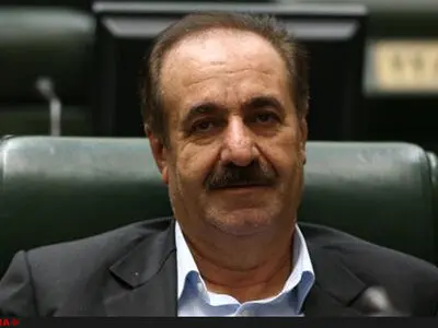 کسی در اعتراض‌های مردمی روز گذشته شیراز دستگیر نشد/ ناآرامی‌ها همان دیروز تمام شد/ رفتار نیروهای امنیتی جنبه کنترلی داشت
