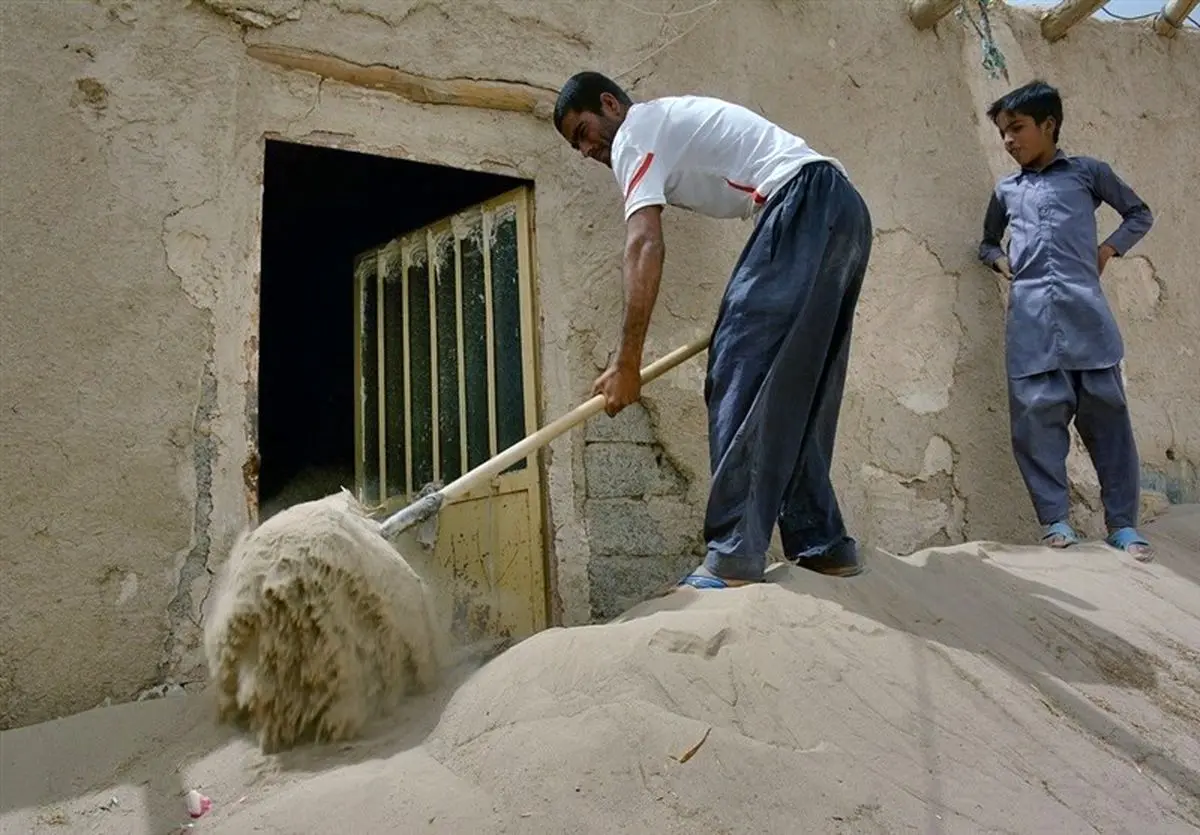 طوفانی با سرعت ۱۰۱ کیلومتر بر ساعت زابل را درنوردید