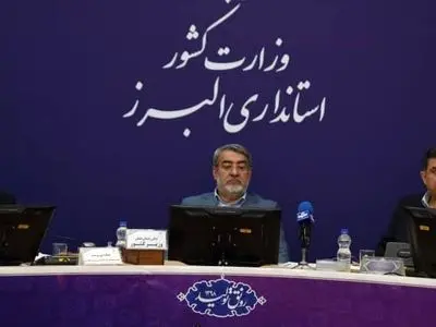 با نقطه مطلوب سیاست داخلی کشور فاصله داریم/ لزوم رفع اشکالات اجرایی انتخابات 