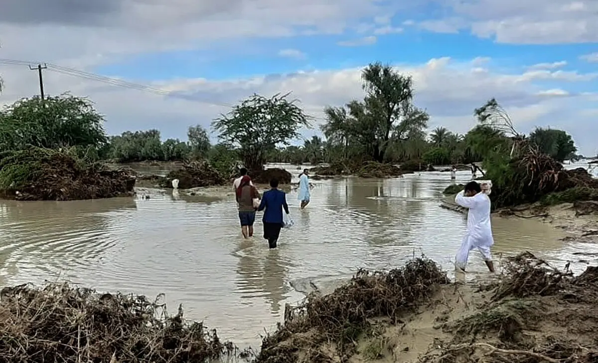 توزیع بیش از سه هزار بسته‌ غذایی در ۵۵ روستای قصرقند سیستان و بلوچستان