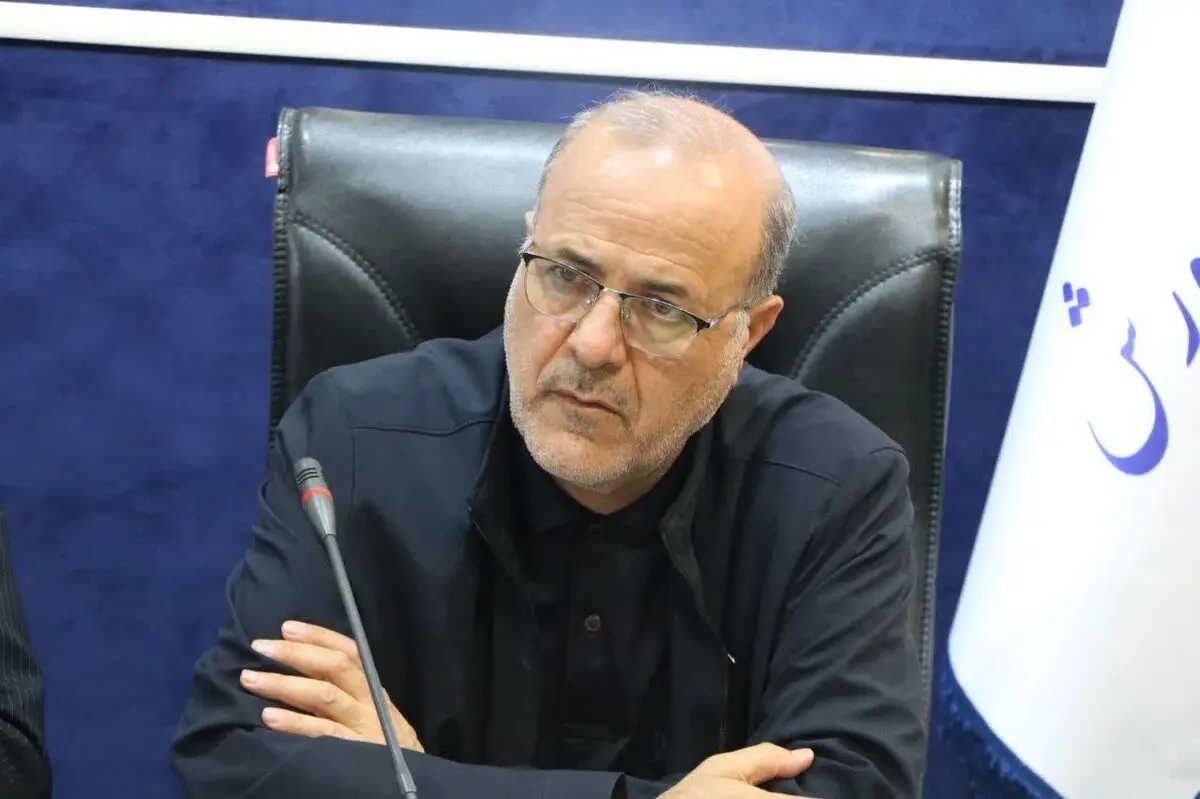 مسئولان با رفتار و عملکرد خود الگوی مناسبی برای معلمان و دانش‌آموزان باشند