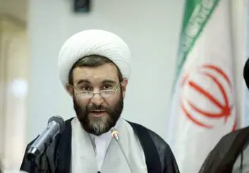 با شتاب بیشتری به سمت آرمان‌های انقلاب می‌رویم