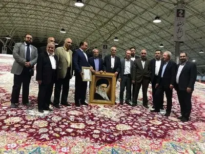 بافت بزرگترین فرش جهان به دست هنرمندان تبریزی 