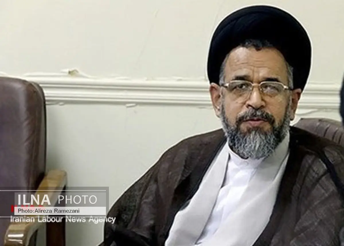 حمله کردن به تیم مذاکرهکننده با شعار سال منافات دارد