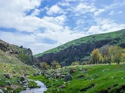 خروج سامانه بارشی از ظهر امروز در اردبیل / افزایش دما از ظهر فردا