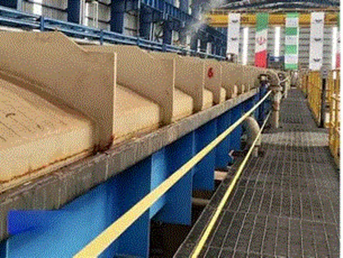 خط تولید ورق اسیدشویی و ایستگاه سوخت جایگزین گاز طبیعی به بهره‌برداری رسیدند