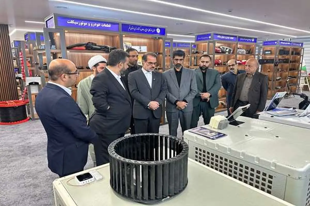 بازدید رئیس سازمان بازرسی از نمایشگاه دائمی دستاوردهای تولید و صنعت استان قم