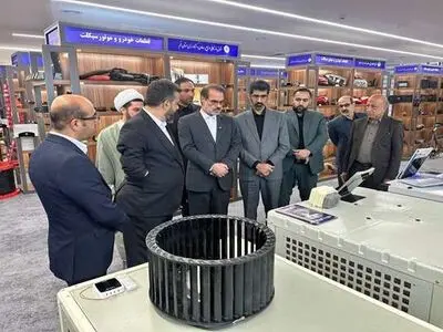 بازدید رئیس سازمان بازرسی از نمایشگاه دائمی دستاوردهای تولید و صنعت استان قم