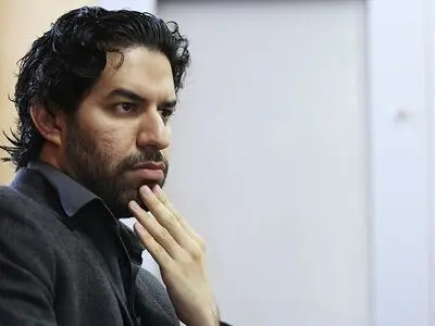 سیاست‌؛ "بغ‌بغو" را جایگزین "حافظ" کرد + پست‌های امیر تتلو