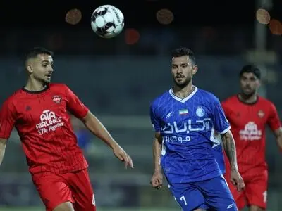 ویدیو: اخراج دروژدک به‌دلیل خطا روی سعید عزت‌اللهی