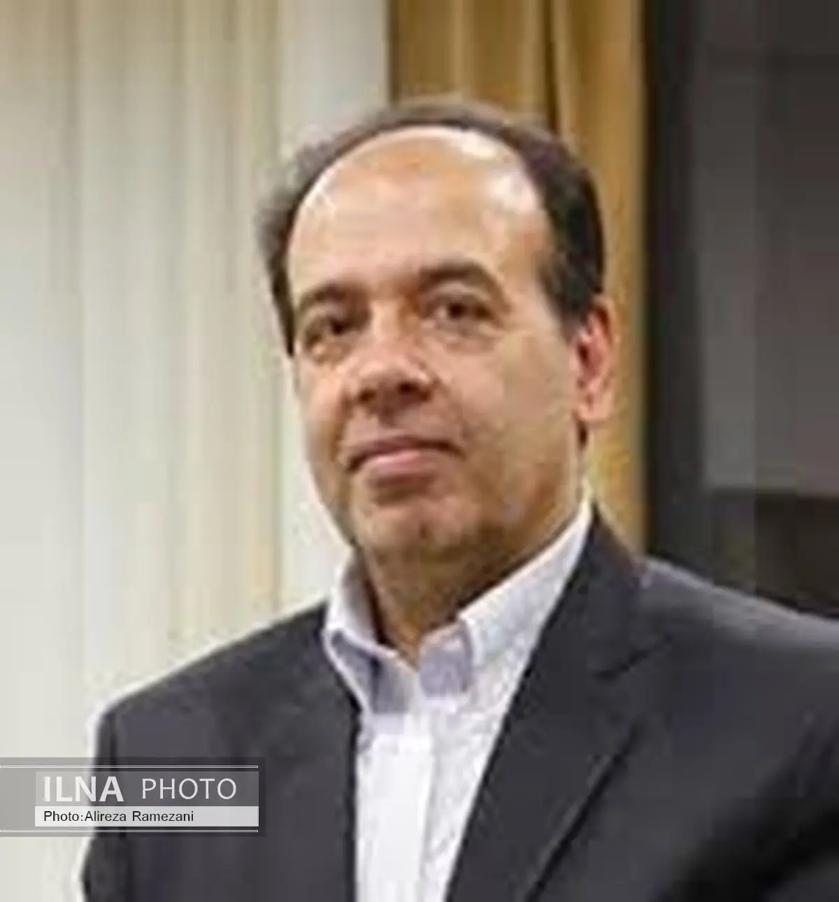اقتصاد ایران، عباس کیا‌رستمی را کم دارد