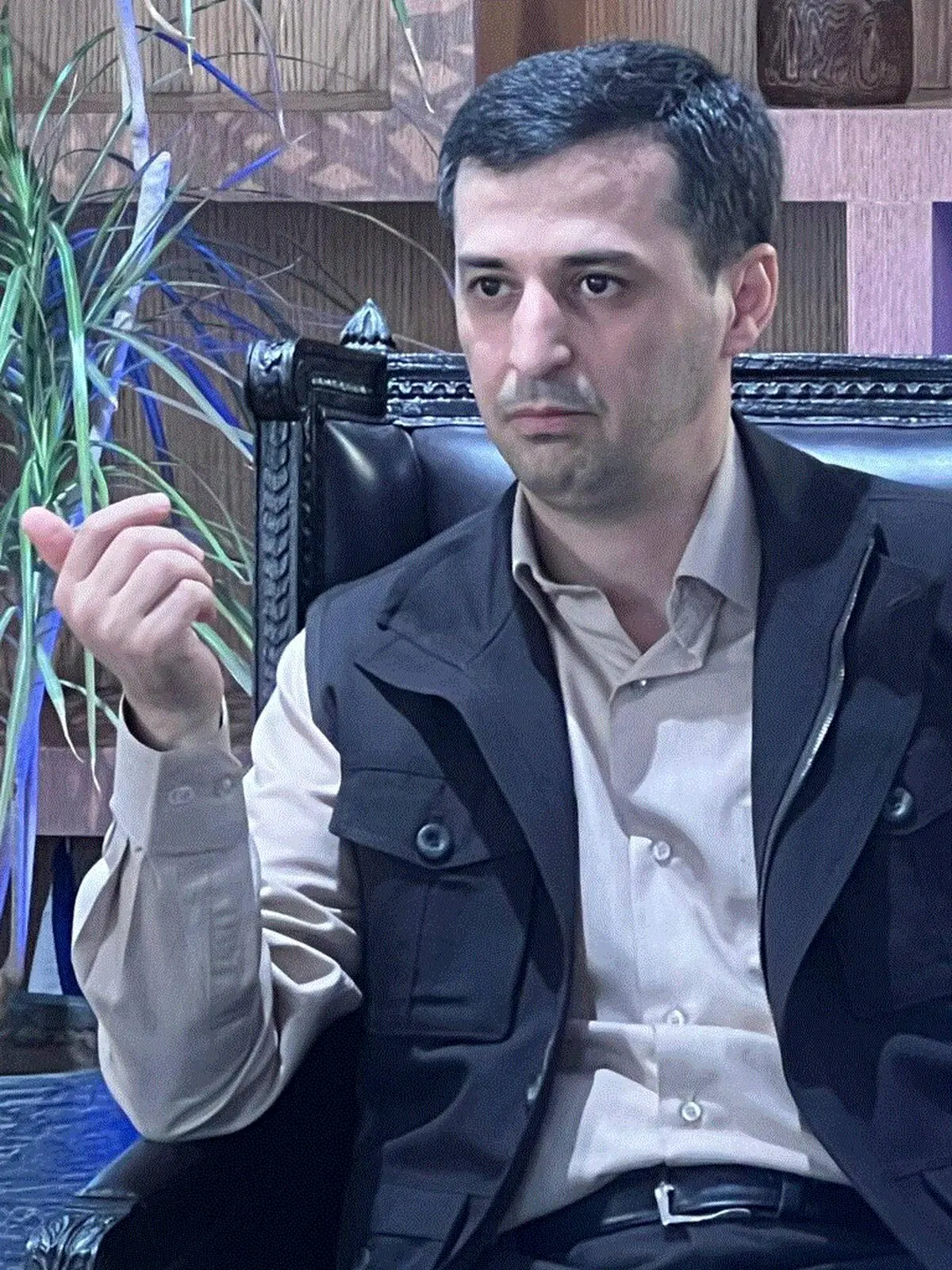 غیرت همکارانم در جبهه تولید ستودنی است، یک ایران به شما افتخار می‌کند