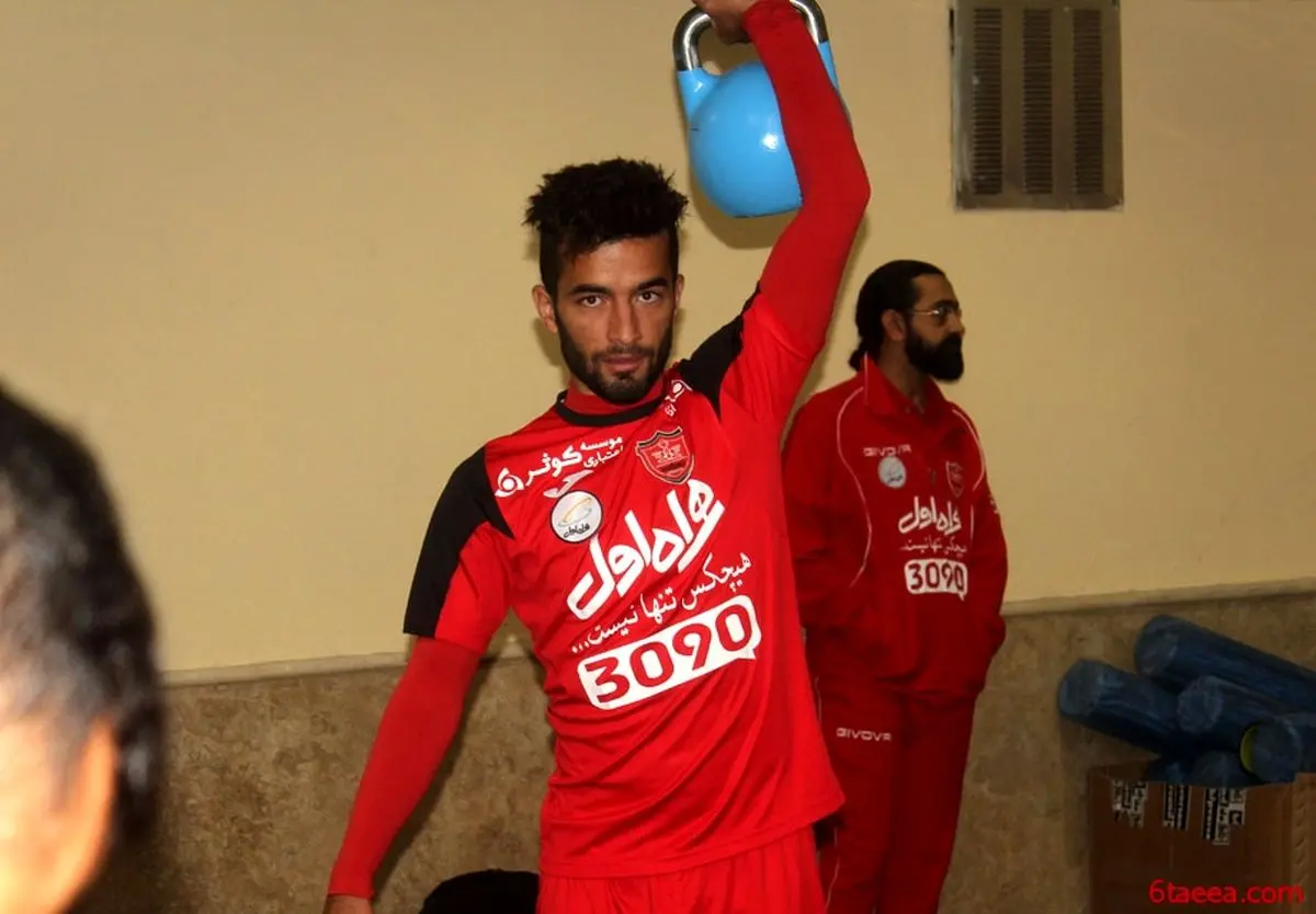 یک پرسپولیسی شاگرد مهابادی شد