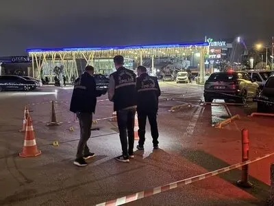 زخمی شدن یک تن در درگیری مسلحانه در یک مرکز خرید در ترکیه