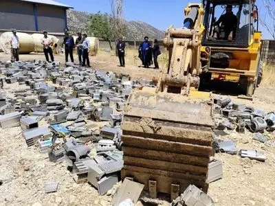 جمع‌آوری ۲۳ دستگاه ماینر غیرمجاز از شهرک‌های صنعتی خوزستان