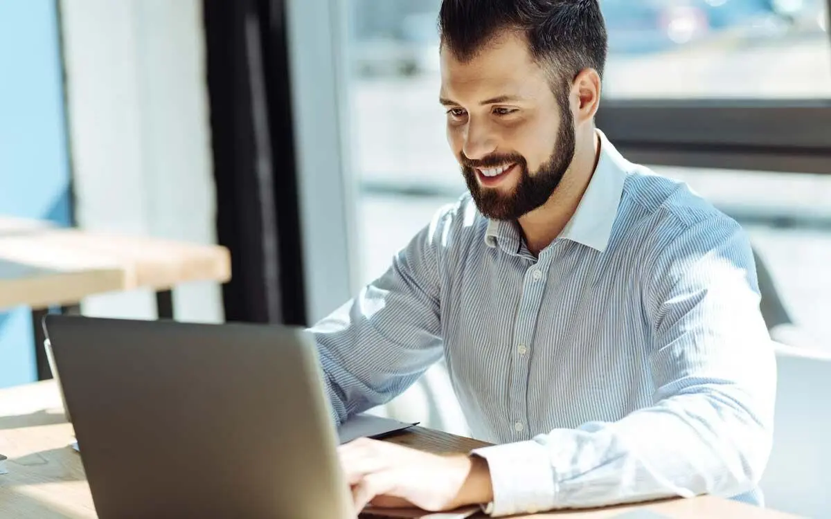 سایت ایده آل خود را به راحتی با میزبان فا راه اندازی کنید