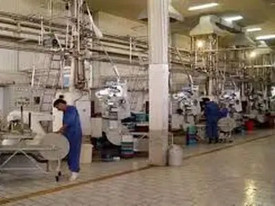 جلوگیری از بیکاری ۷۱۵ کارگر کارخانه‌ی لبنی در شاهرود
