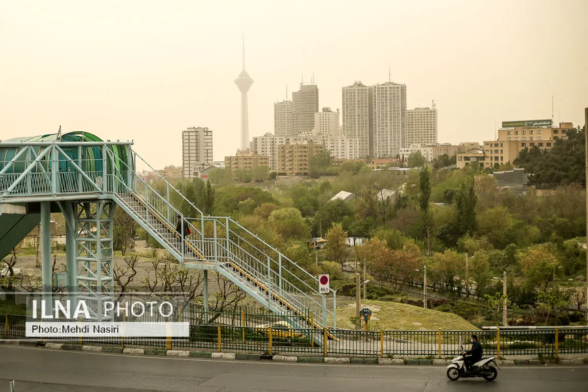 هوای تهران در مرز آلودگی است