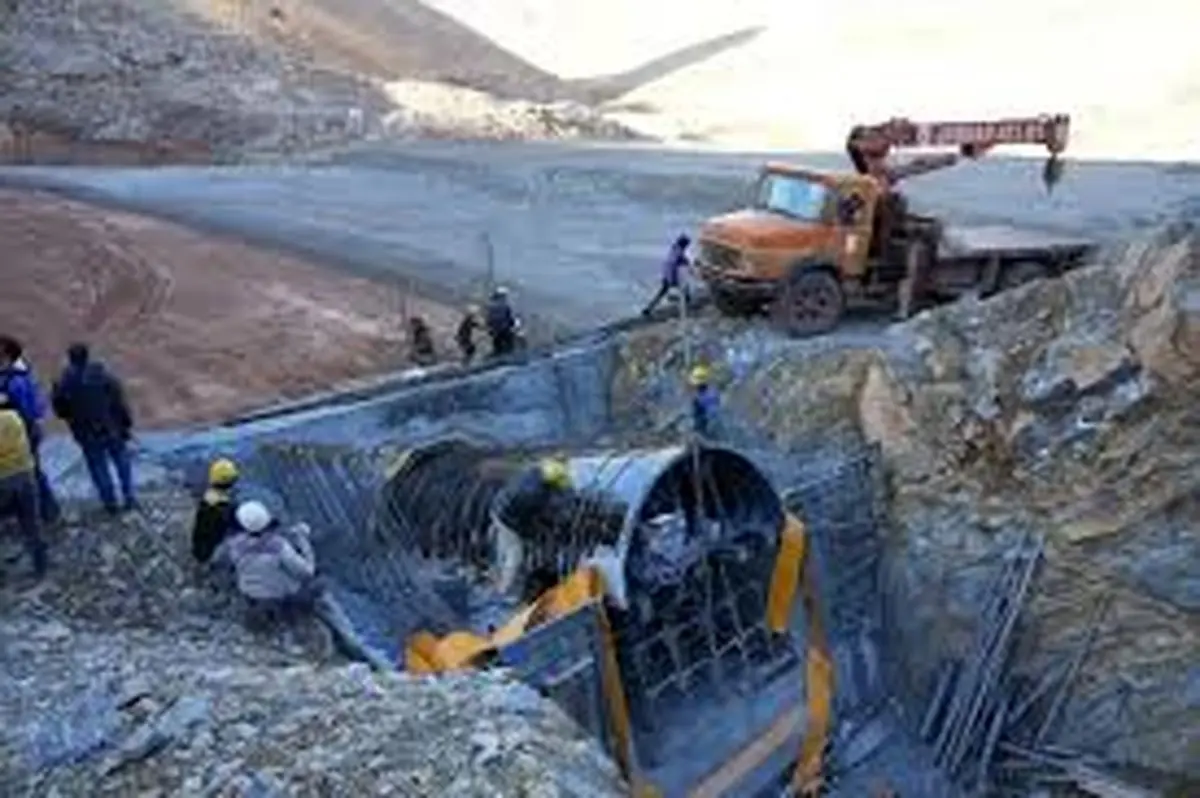 معوقات مزدی و بیکاری کارگران پروژه سد آبسرده بروجرد