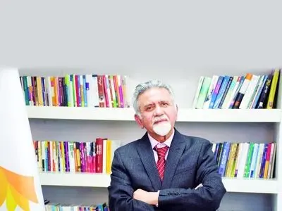 وکلا موظف به دفاع از بازداشت‌شدگان اعتراضات اخیر هستند