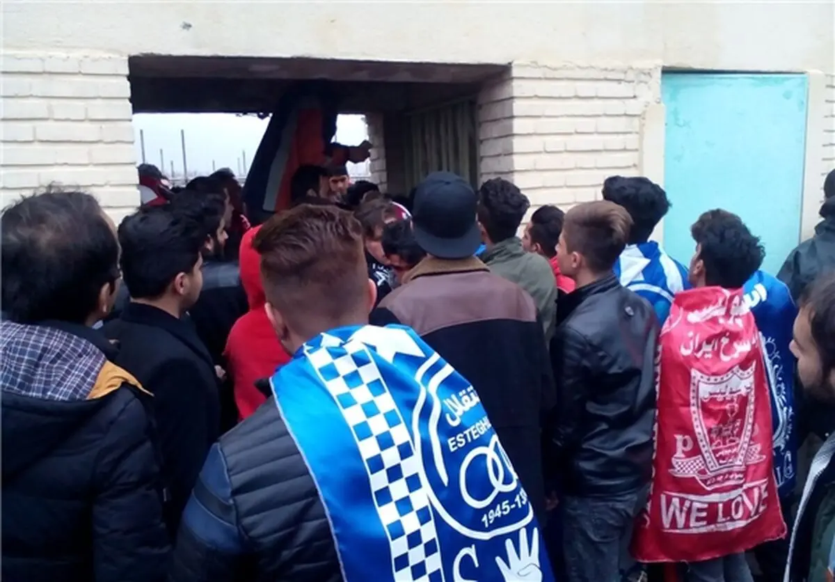 بازگشت به عقب در دربی هشتاد و پنج/ بازی دو سر باخت پرسپولیس با بلیط کاغذی