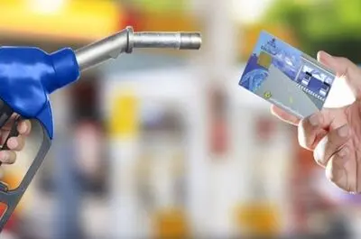 قیمت بنزین نباید از اصلاحات اقتصادی مستثنی بماند/اتصال بنزین به کارت بانکی اشتباه است