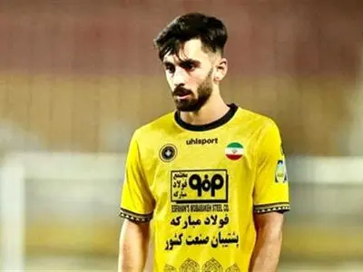 رسمی: محصول آکادمی سپاهان یشمی‌پوش شد