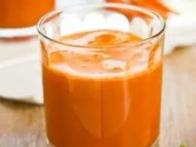 خواص شگفت‌انگیز آب هویج و زنجبیل 