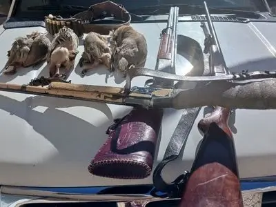 دستگیری ۴ متخلف و کشف سلاح و شکار غیرمجاز در اقلید