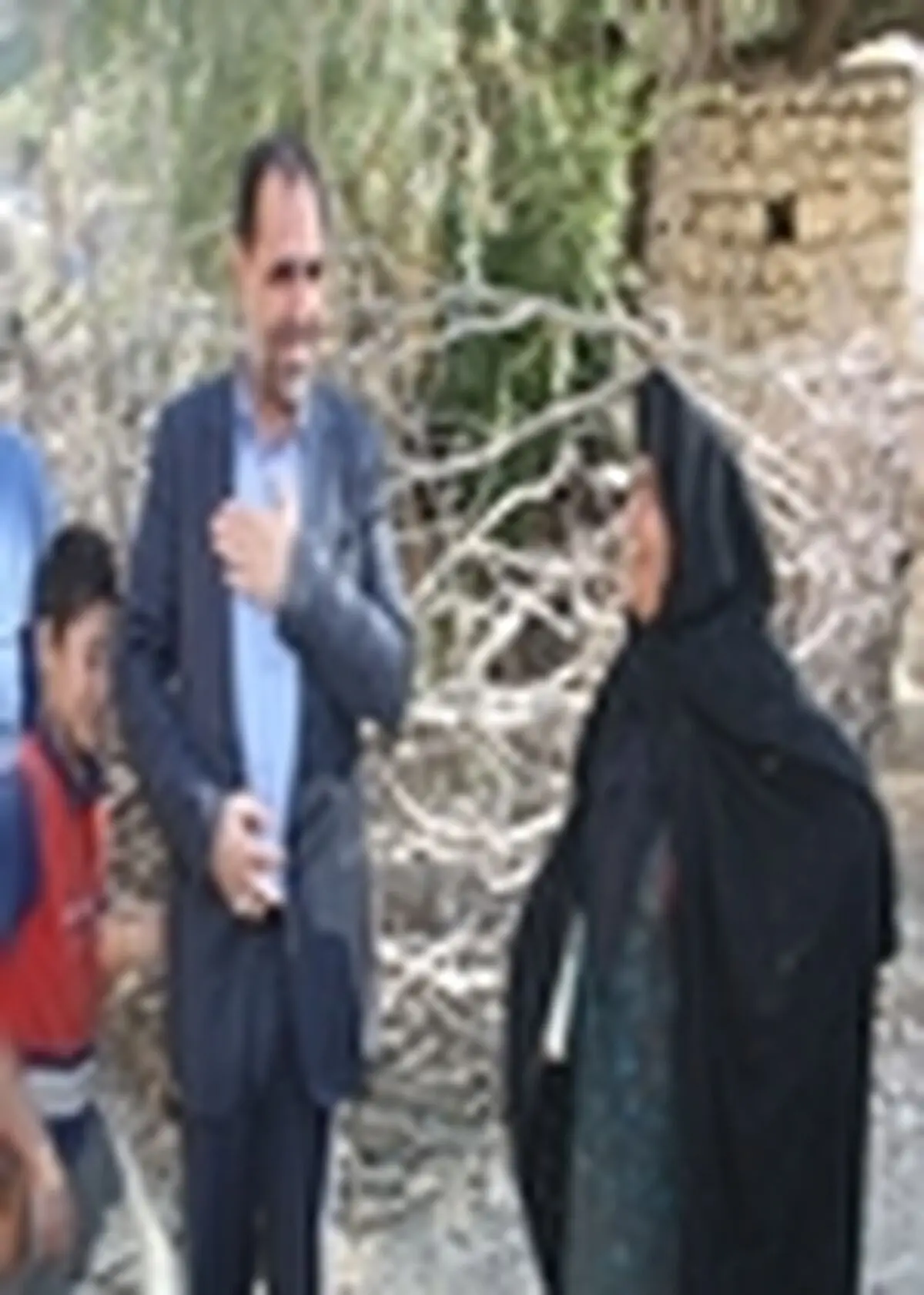 ۳۷ هزار روستانشین حوزه انتخابیه ام راه مناسب ندارند